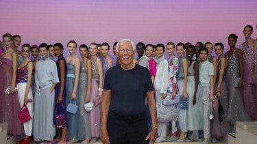 Ο οίκος Armani ακύρωσε τα ντεφιλέ του σε Μιλάνο και Παρίσι