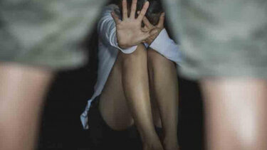 Καταδικάστηκε 41χρονος που παρίστανε τον αστυνομικό και βίαζε εκδιδόμενες γυναίκες