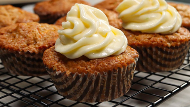 Cupcakes καρότου, εύκολα & χωρίς μίξερ