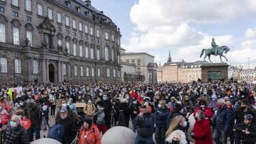 Δανία: Αποχαιρετάμε τους περιορισμούς και καλωσορίζουμε τη ζωή όπως ήταν πριν τον κορωνοϊό