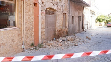 Επιστροφή στην καθημερινότητα μετά τον σεισμό των 5,3 Ρίχτερ στη Φλώρινα- Ελέγχονται τα κτίρια