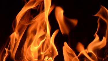 Μια γυναίκα νεκρή από φωτιά που ξέσπασε στο σπίτι της 