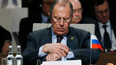 Η Μόσχα επιμένει στην αποστρατικοποίηση της Ουκρανίας