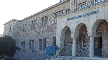 Αγωγή Πλεύρη για να κηρυχθεί παράνομη η απεργία στο Παίδων Πεντέλης