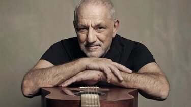 Με κορωνοϊό ο Ν. Πορτοκάλογλου – Ακυρώνεται η συναυλία του για τους Γιατρούς Χωρίς Σύνορα