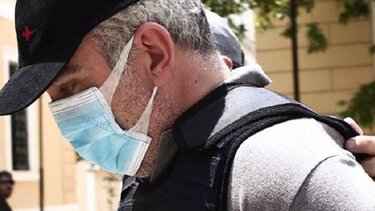 Δίκη ψευτογιατρού: Έδινε υποσχέσεις για "θεραπεία" ανίατων ασθενειών