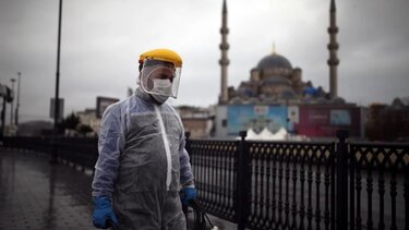 Τουρκία: Ρεκόρ κρουσμάτων, με πάνω από 110.000 σε ένα 24ωρο
