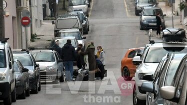 Αυτοκίνητο συγκρούστηκε με μηχανάκι delivery – Τραυματίστηκε σοβαρά ο οδηγός