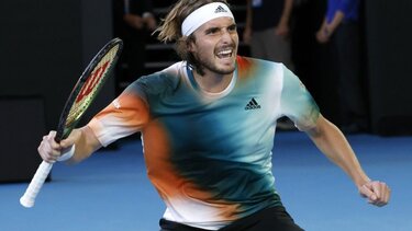 Σπουδαία ανατροπή: Στα προημιτελικά ο Τσιτσιπάς!