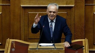 Δραγασάκης: Πρωτοβουλία δημοκρατικής ευθύνης η πρόταση δυσπιστίας