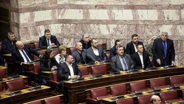 Χρυσή Αυγή: 19 πρώην και νυν μέλη της ζητούν να αποφυλακιστούν