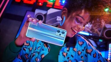 Κυκλοφόρησε το πρώτο έξυπνο κινητό «Χαμαιλέων»: Αλλάζει χρώμα σε 5 δευτερόλεπτα