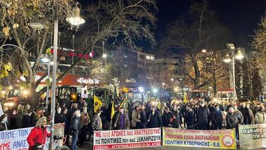 Στο κέντρο της Λάρισας το κομβόι των τρακτέρ