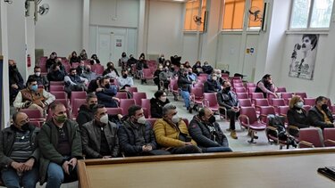 Βαρδάκης: «Η κυβέρνηση πανηγυρίζει για την επερχόμενη τουριστική σεζόν, τη στιγμή που οι εργαζόμενοι στον επισιτισμό – τουρισμό συνθλίβονται»