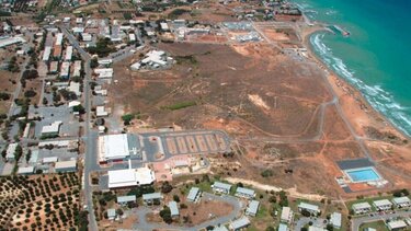 Η πρώην βάση Γουρνών στη Βουλή, ξανά, από τον Χάρη Μαμουλάκη