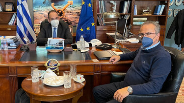 Στον Υπουργό για τη δημιουργία λιμενικής υπηρεσίας στο λιμάνι Κολυμπαρίου, ο Δήμαρχος Πλατανιά