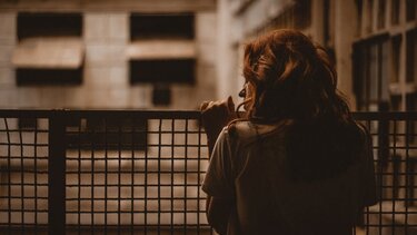 Ξεσπά η μητέρα των τριών παιδιών στην Πάτρα: "Ψάχνουν ντε και καλά για δολοφόνο..."