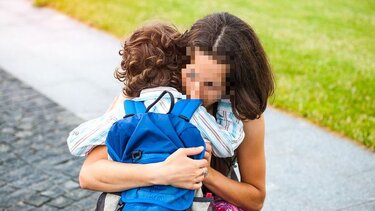 Ενώπιον της Δικαιοσύνης μητέρα που δεν έστελνε στο σχολείο το παιδί της