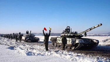 Διάγγελμα Μπάιντεν στις 22:30 - Διπλωματικός μαραθώνιος για να αποφευχθεί η σύγκρουση