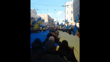 Χιλιάδες διαδηλωτές φώναξαν «το Χάρκιβ είναι Ουκρανία» στην πόλη που βρίσκεται κοντά στα ρωσικά σύνορα 