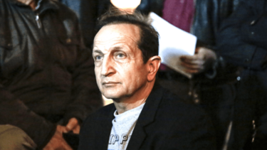  Ο Μπιμπίλας αντιδρά μετά τις δηλώσεις του Ρουβά για τον Λιγνάδη: «Τι παιχνίδι παίζεται;»