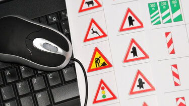 Στην τοποθέτηση-αφαίρεση αντιολισθητικών αλυσίδων θα εκπαιδεύονται υποχρεωτικά οι υποψήφιοι οδηγοί