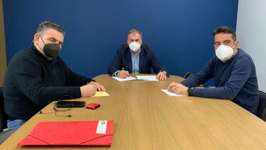 Υπογραφές για ασφαλτοστώσεις στην πόλη και κοινότητες της Ιεράπετρας