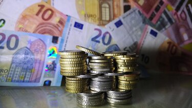 Υπ. Εργασίας: Οι πληρωμές από τον e-ΕΦΚΑ και τον ΟΑΕΔ έως τις 18 Μαρτίου