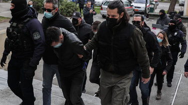 Στον Εισαγγελεα οι τρεις συλληφθέντες για την απαγωγή Κυπαρίσση