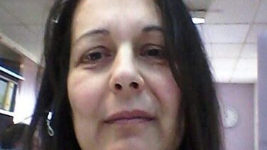 Θρήνος για τον χαμό της 48χρονης Ελένης