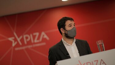 Ν. Ηλιόπουλος: "Όσο καταρρέει τόσο θα απογυμνώνονται και τα επιχειρήματα και η στρατηγική του"