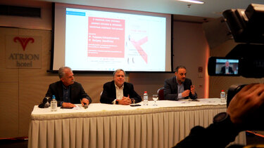 Μήνυμα ειρήνης από την εκδήλωση του ΣΥΡΙΖΑ-ΠΣ στο Ηράκλειο για τον πόλεμο στην Ουκρανία