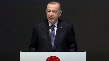 Ερντογάν: Φουντώνουν ξανά οι φήμες για την υγεία του – Δυσκολευόταν να μιλήσει