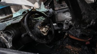 Το ιδιωτικό απορριμματοφόρο τυλίχθηκε στις φλόγες
