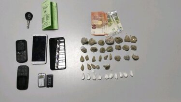 Διπλή σύλληψη για ναρκωτικά - Ηρωίνη και κοκαΐνη μεταξύ των ευρημάτων