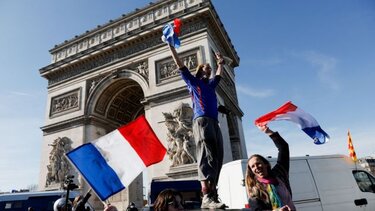 Ανησυχία από την συνεχιζόμενη αύξηση των κρουσμάτων στη Γαλλία