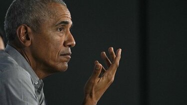 Θετικός στον κορωνοϊό ο Μπαράκ Ομπάμα