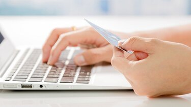 Ηλεκτρονικό παράβολο: Πληρωμή με κωδικό RF στις Τράπεζες