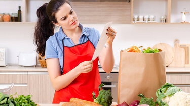 Ν. Καραθανασόπουλος: Η ακρίβεια είναι «παιδί» του κυνηγητού του κέρδους	