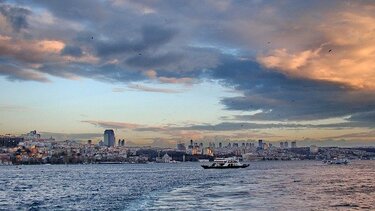 Ένα αντικείμενο "που επιπλέει και μοιάζει με νάρκη" εντοπίστηκε στα ανοιχτά της Μαύρης Θάλασσας