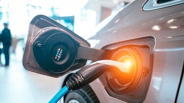 Στην τεχνολογία των 800 volt οδεύουν τα ηλεκτρικά οχήματα