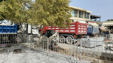 Αγανάκτηση για τους καταστηματαρχες της οδού 1866