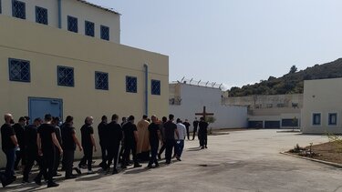 Επιτάφιος και προσδοκία Ανάστασης στη φυλακή