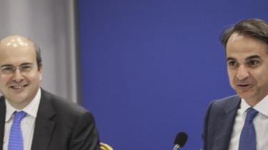 Συνάντηση Μητσοτάκη - Χατζηδάκη στις 12:30 για τον κατώτατο μισθό