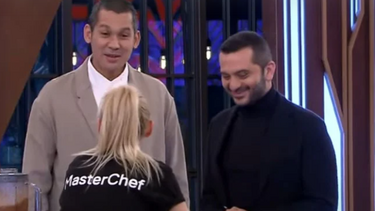 MasterChef: Σε τρελά κέφια Κουτσόπουλος – Κοντιζάς 
