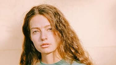 Eurovision 2022: Ρατσιστική ερώτηση στην Αμάντα Γεωργιάδη