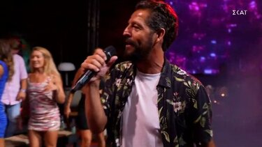 Ο Απόστολος Ρουβάς τραγούδησε Σάκη και έγινε… χαμός!