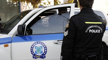 Σκότωσε στη μέση του δρόμου τη σύντροφο του φίλου του 