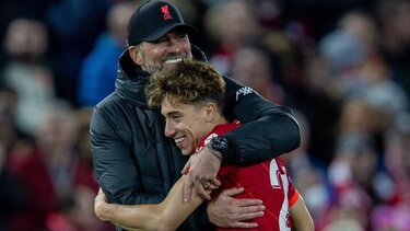 Champions League: Στους «4» με Τσιμίκα η Λίβερπουλ, τα χρειάστηκε η Σίτι