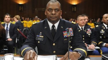 ΗΠΑ: Στο νοσοκομείο ξανά ο υπουργός Άμυνας Λόιντ Όστιν 